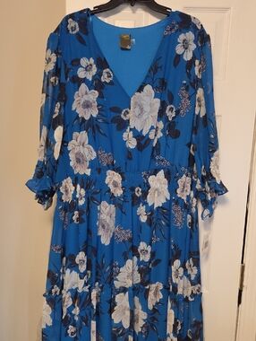 Torrid Blue Floral V-Neck Long Sleeve Midi Dress